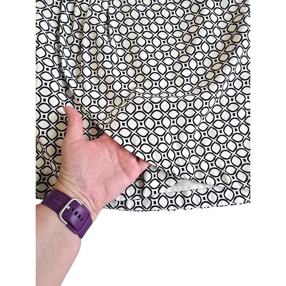 Banana Republic Black & White Geometric Print Skirt Size 2 Womens - Picture 5 of 5